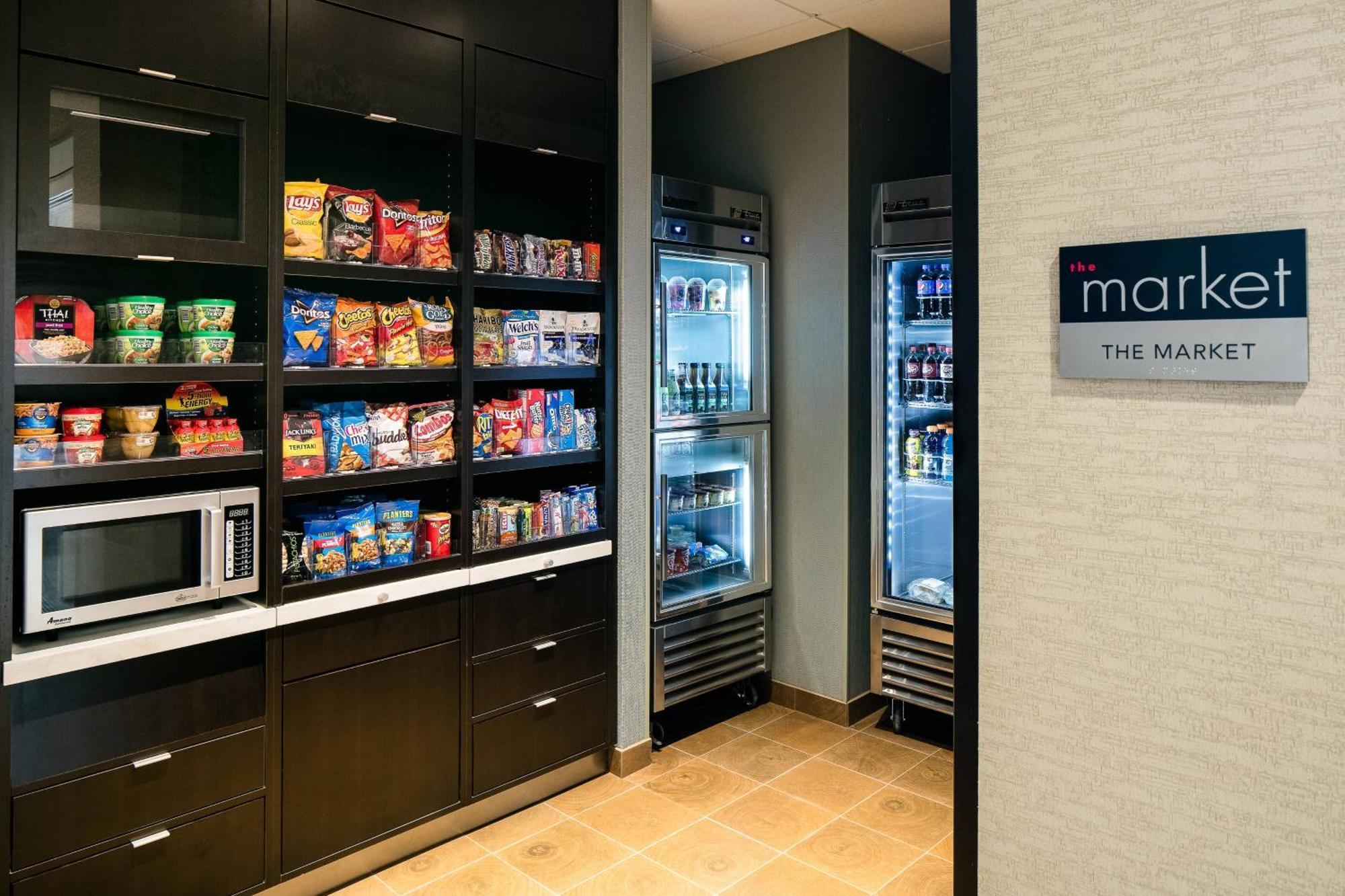 Courtyard By Marriott Omaha Bellevue At Beardmore Event Center Экстерьер фото