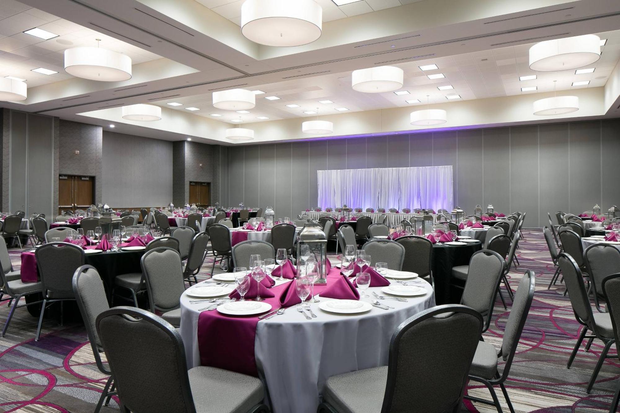 Courtyard By Marriott Omaha Bellevue At Beardmore Event Center Экстерьер фото