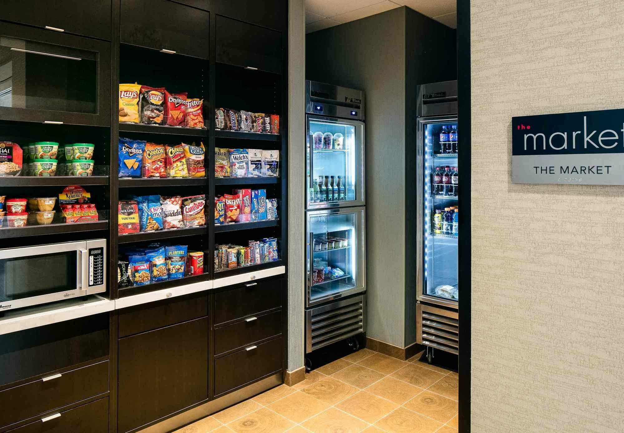 Courtyard By Marriott Omaha Bellevue At Beardmore Event Center Экстерьер фото